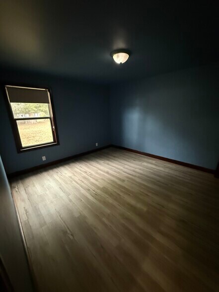 Building Photo - 604 Millersville Ave