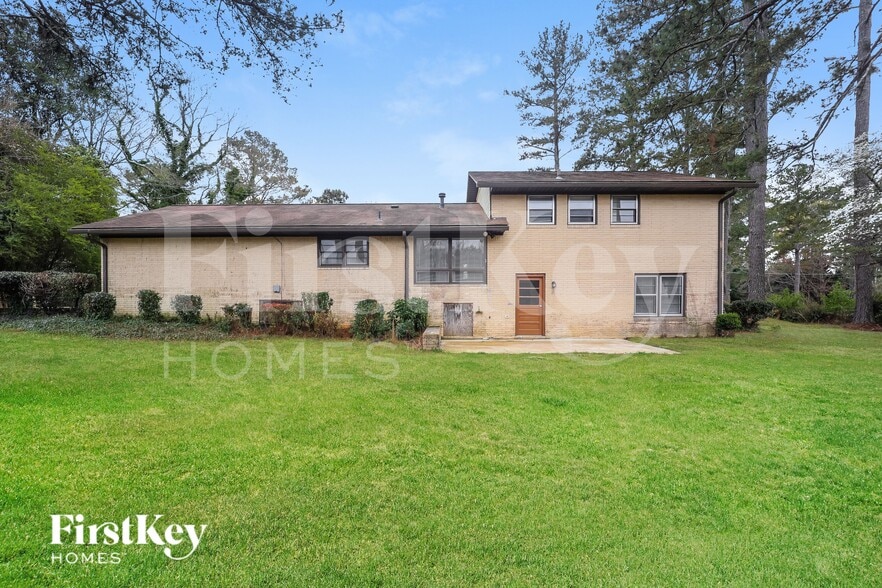 Building Photo - 347 Judy Dr