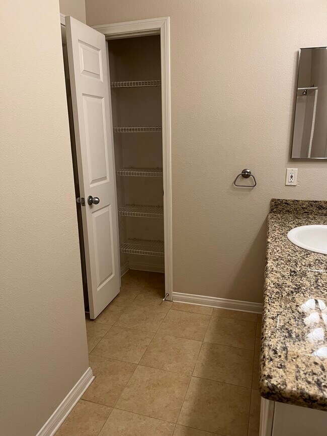 Building Photo - 8228 Station Village Ln