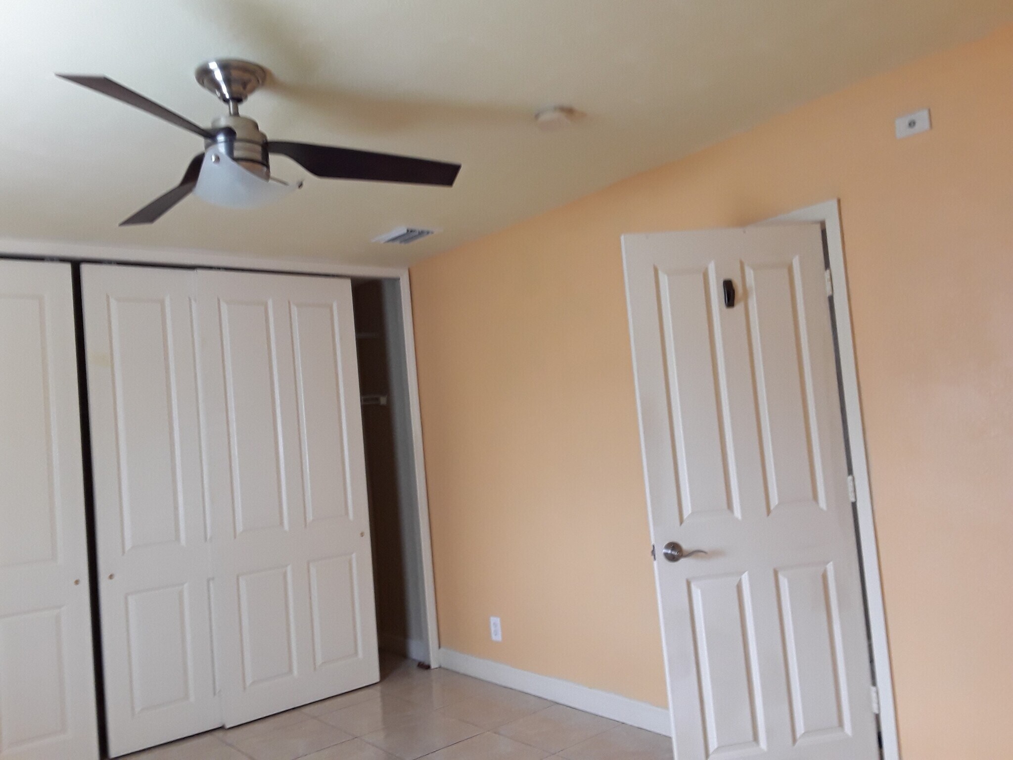Bedroom - 2881 NE 32nd St