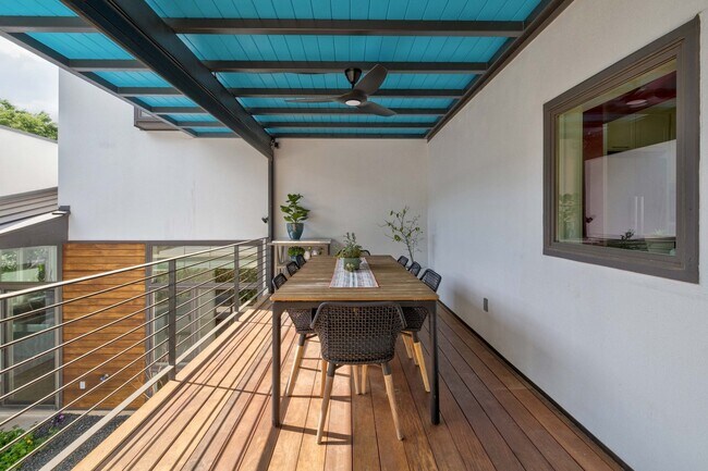 Building Photo - 5613 Clarion Cove