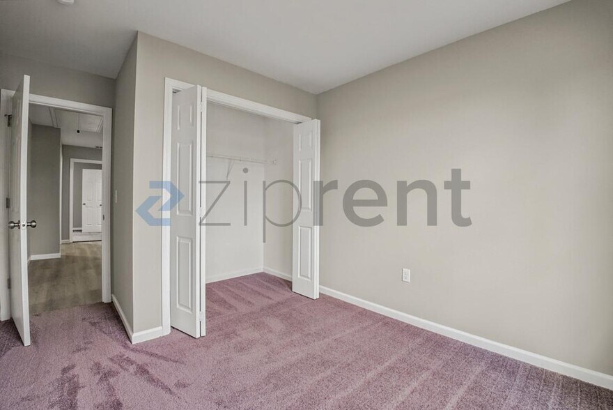 Building Photo - Unit Unit 2