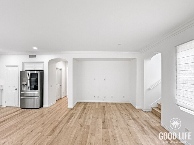 Building Photo - Highly Desired Irvine Living | 3-Bed, Office, Gated Community