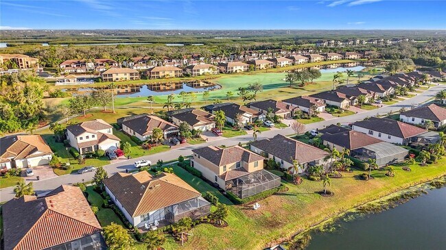 Building Photo - 6467 Willowshire Way