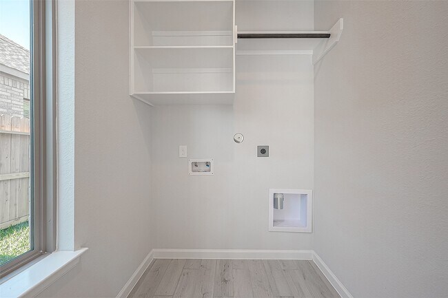 Building Photo - 9707 Satsuma Path