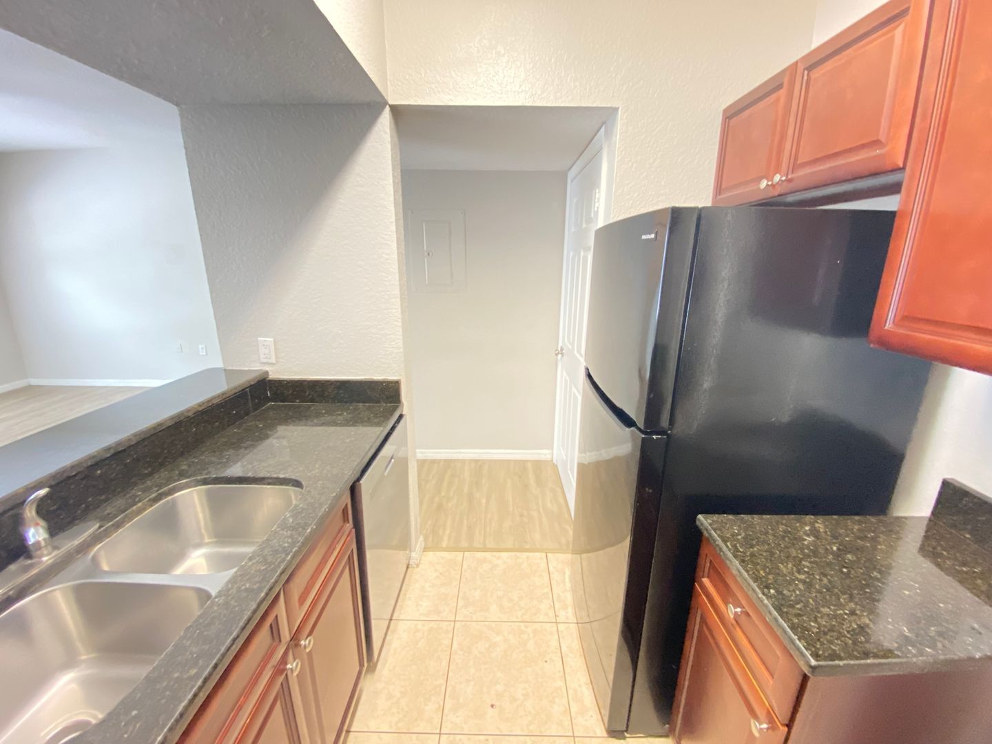 Building Photo - Park Central Gated Community!!2/2 with a G...