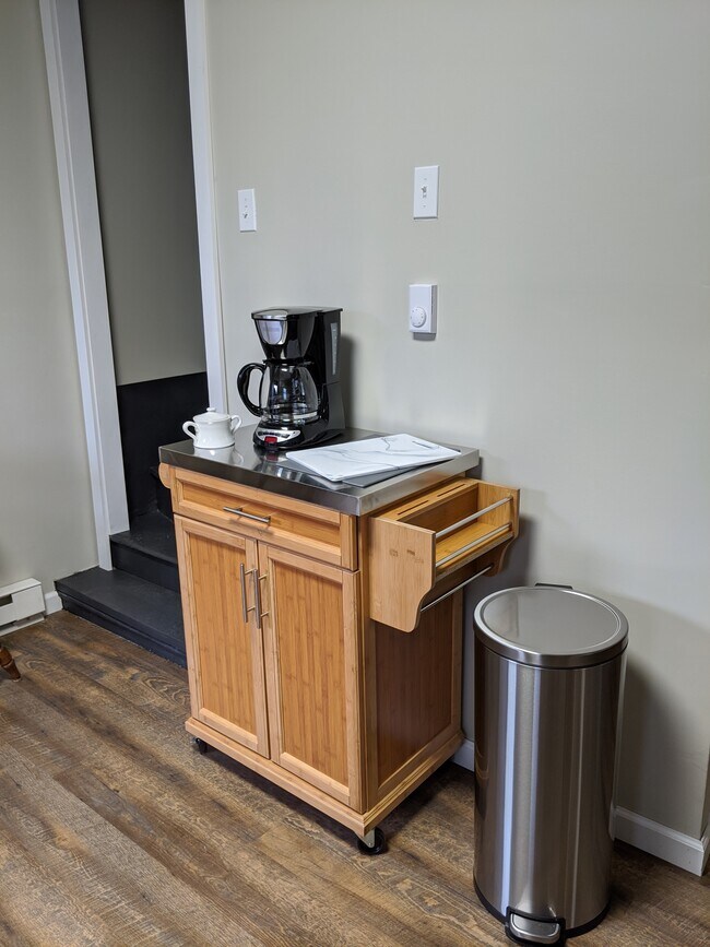 Building Photo - 1279 Upper Mulberry St