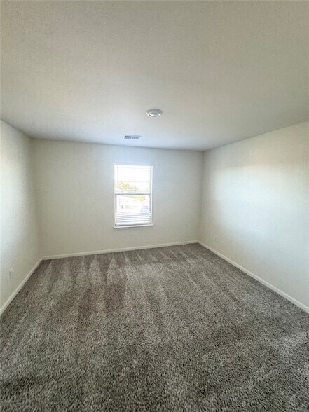 Building Photo - 753 Keeneland Dr