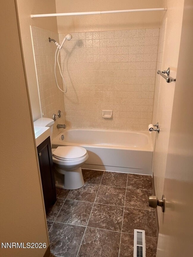 Building Photo - 940 Opalite Dr