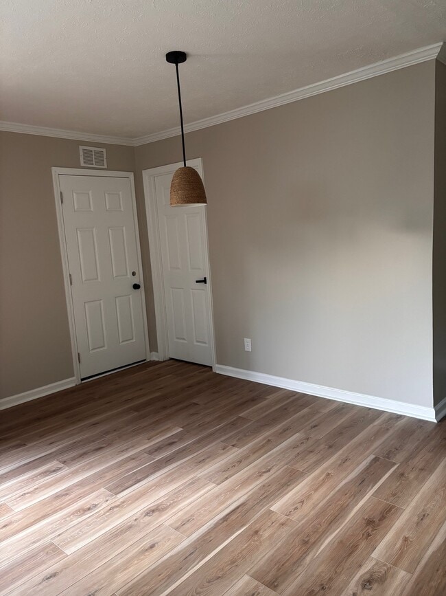 Building Photo - 5558 Quietwood Pl