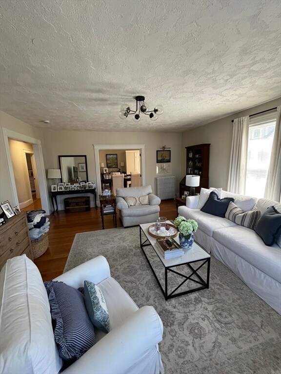 Building Photo - 87 Forest St