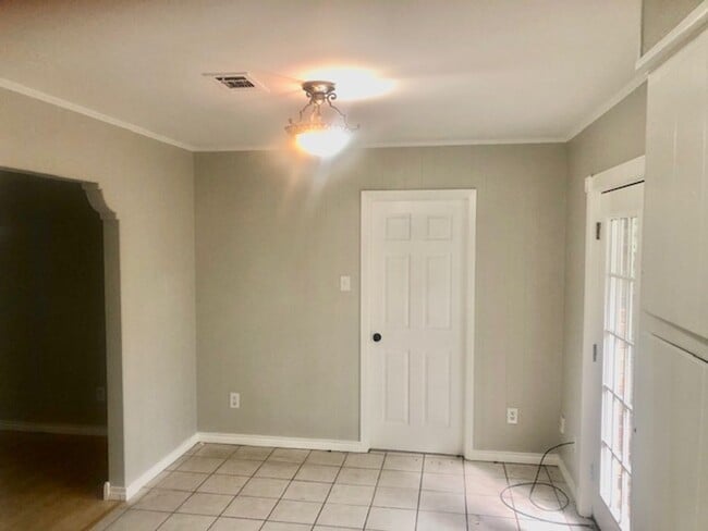 Building Photo - $500 OFF MOVE IN SPECIAL-SOUTH BOSSIER IN ...