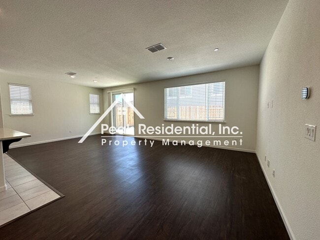 Building Photo - Brand New 3bd/2ba Folsom Home-Must See!