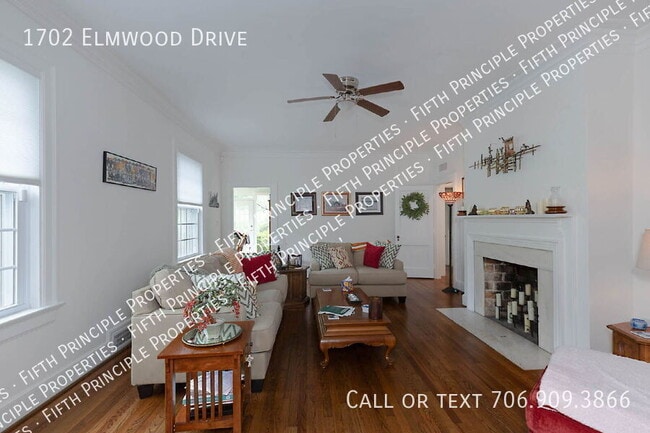 Building Photo - 1702 Elmwood Dr
