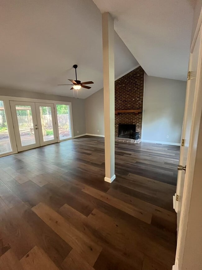 Building Photo - 1225 Kilmory Dr