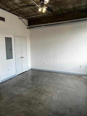 Building Photo - 1001 Belleview St