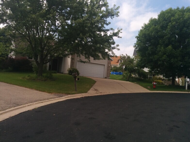 Building Photo - 18 Fleischman Cir