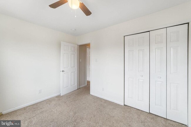 Building Photo - 4402 Aberdeen Ln