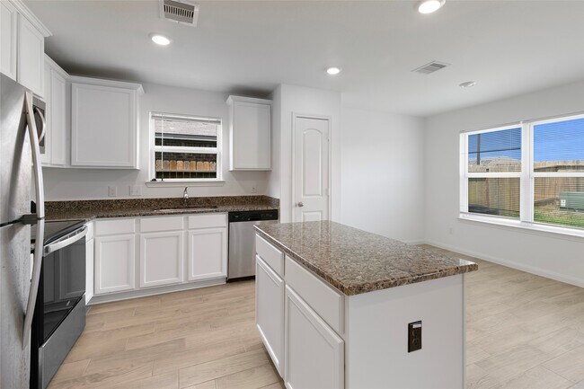 Building Photo - 8115 Vacek Meadows Loop