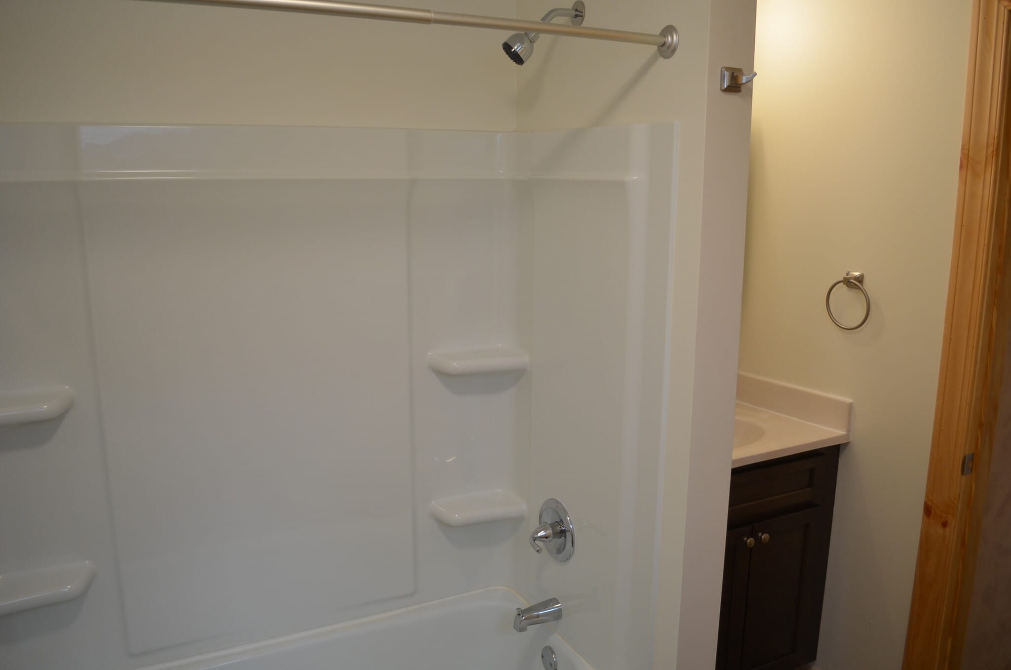 Building Photo - 444 Chestnut St