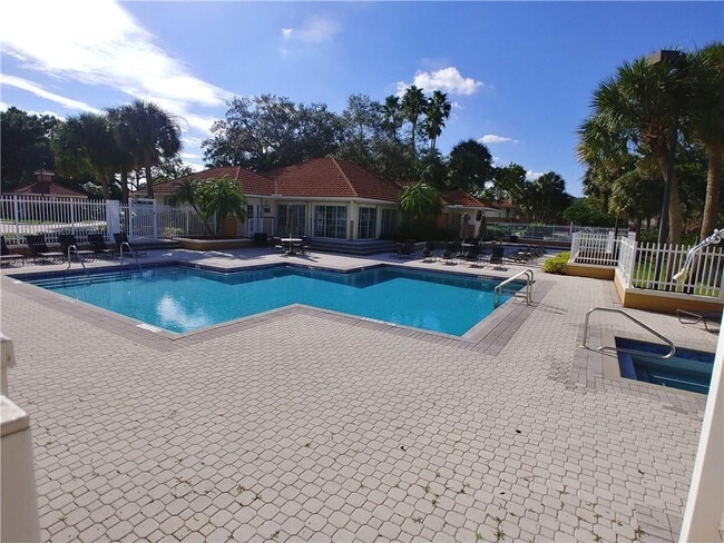 Building Photo - 705 NW 91st Terrace