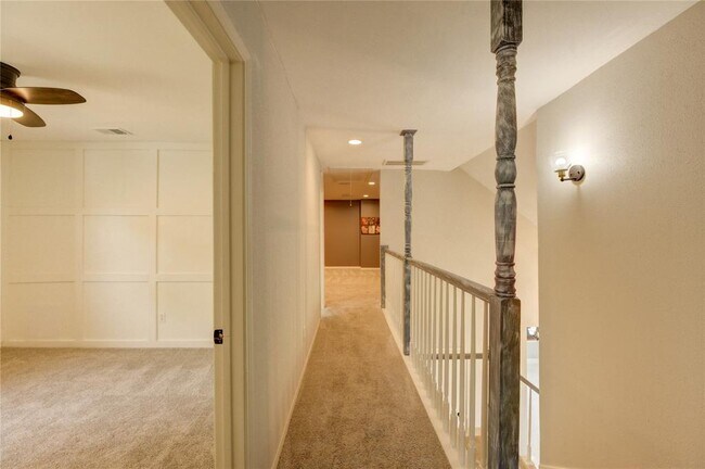 Building Photo - 1802 Cobblestone Ct