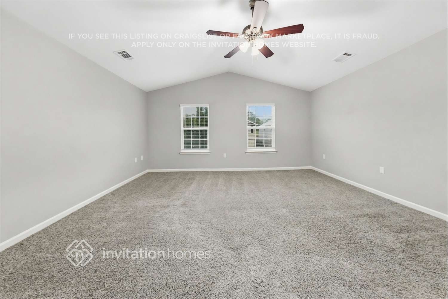 Building Photo - 1719 Eastway Dr