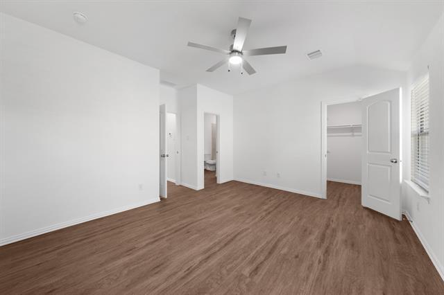 Building Photo - 304 Knoll Pines Drive