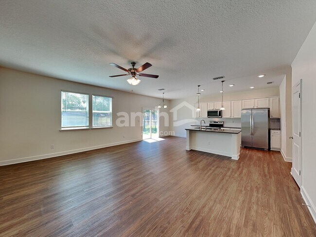 Building Photo - 8505 Highfield Ave