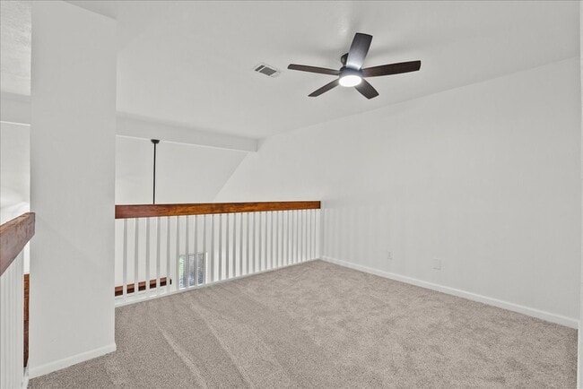 Building Photo - 16532 Holly Trail Dr