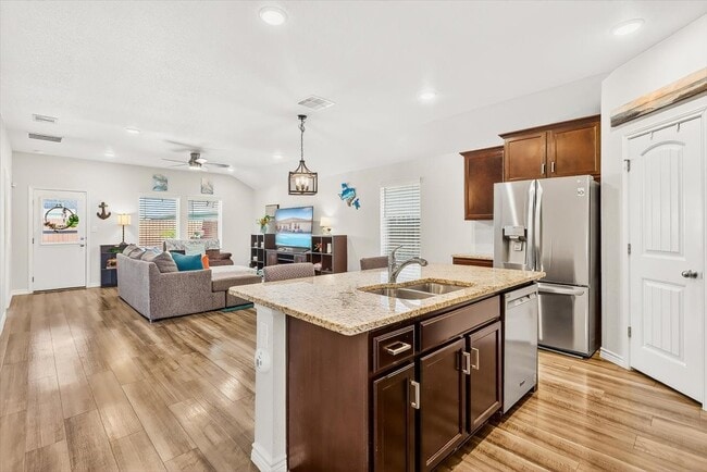 Building Photo - 7826 Bullrider Dr