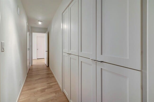 Building Photo - 5110 San Felipe St