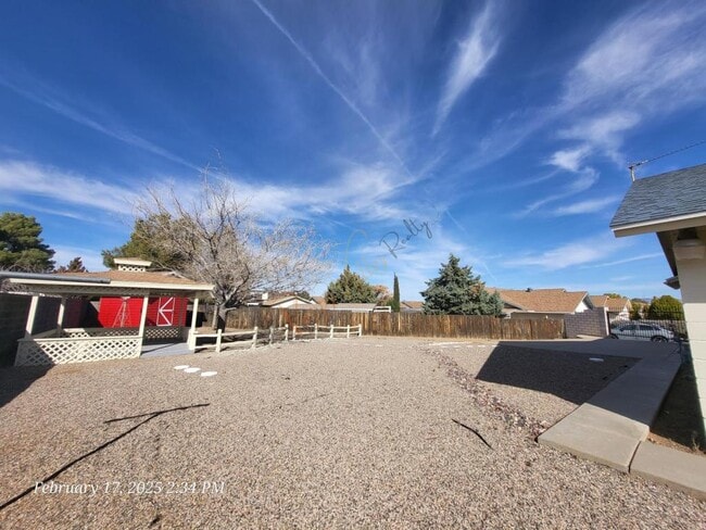 Building Photo - 969 Shadow Crest Cir