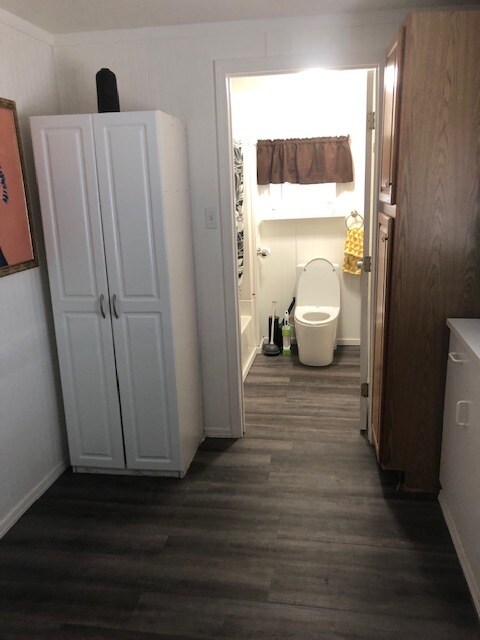Bathroom - 511 9th St