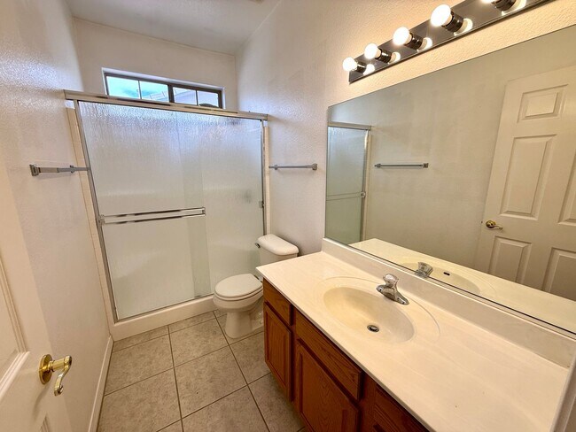 Building Photo - 2116 Roy Rogers Way