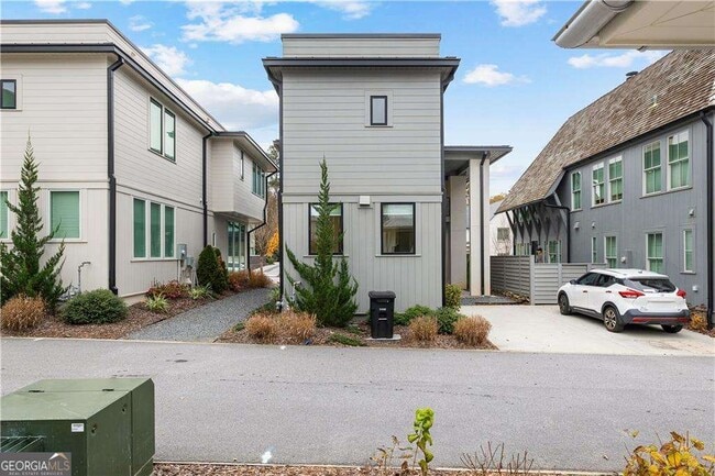 Building Photo - 255 High St