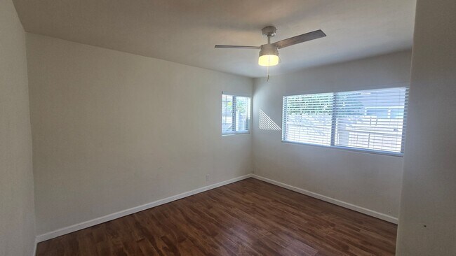 Building Photo - 424-26 Delaware st