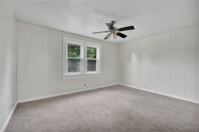 Building Photo - 214 Ludington St