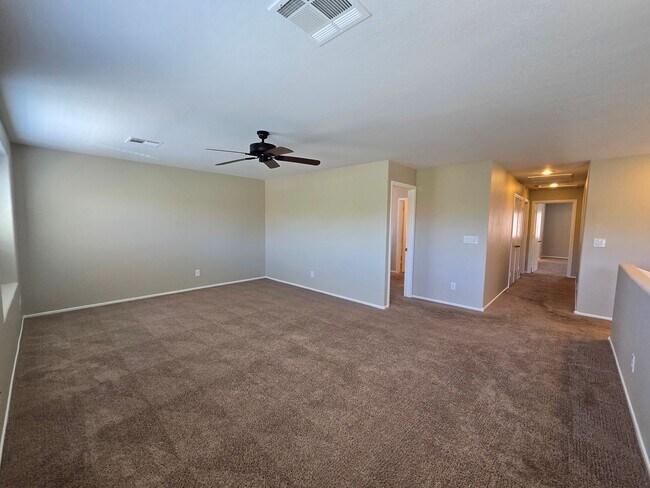 Building Photo - A Stunning 4 Bedroom Home in South West La...