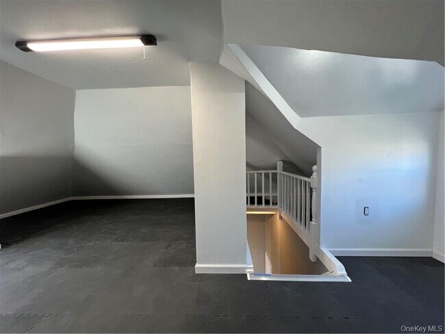 Building Photo - 85 Locust Ave