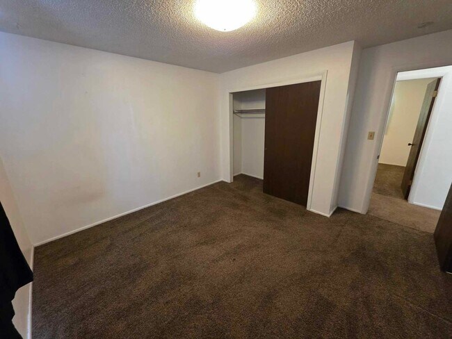 Building Photo - 235 N 100 E