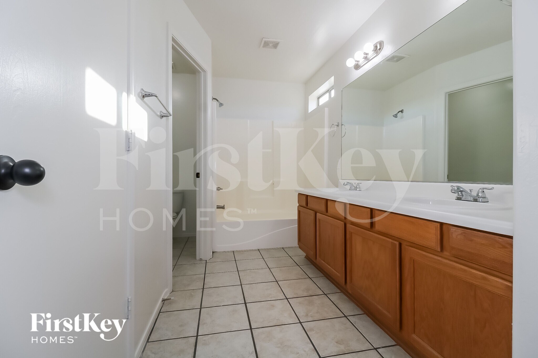 Building Photo - 15953 W Monroe St