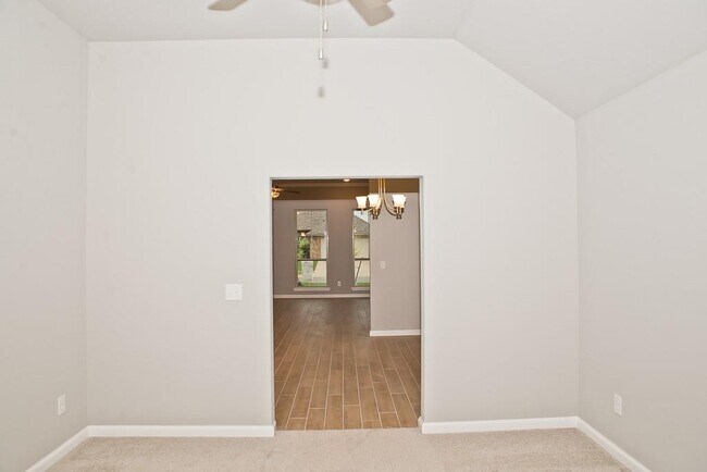 Building Photo - 1005 SW 140th St