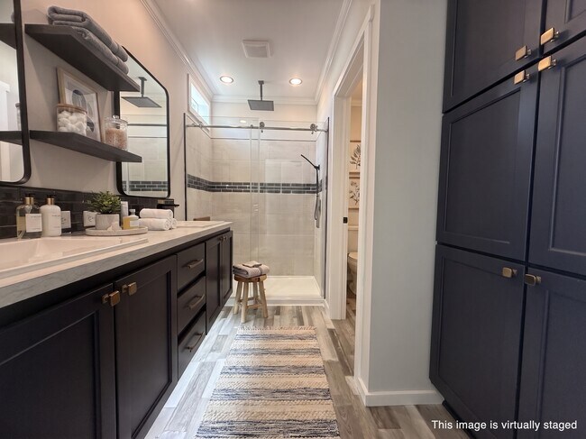Building Photo - 5715 Camelford Dr