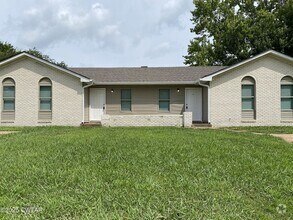 Building Photo - 01208