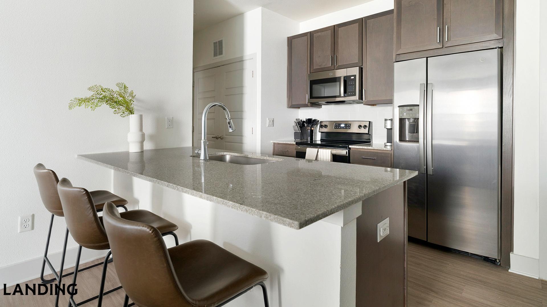Building Photo - 698 Basilica Bay Dr