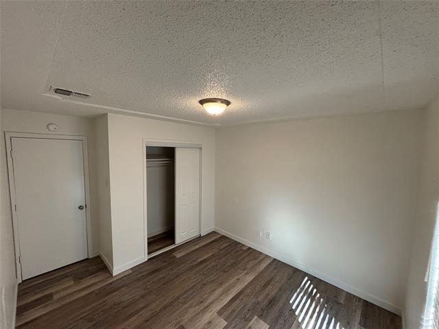 Building Photo - 536 Normandy Ln