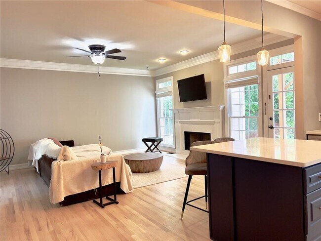 Building Photo - 2134 Briarlake Trace