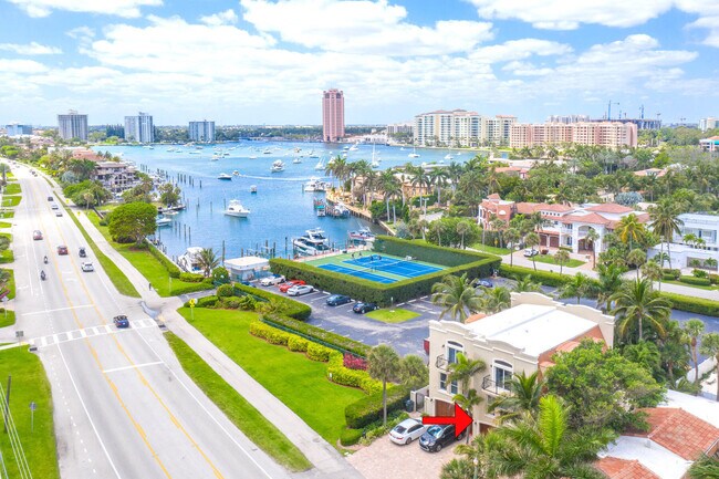 Building Photo - 247 S Ocean Blvd