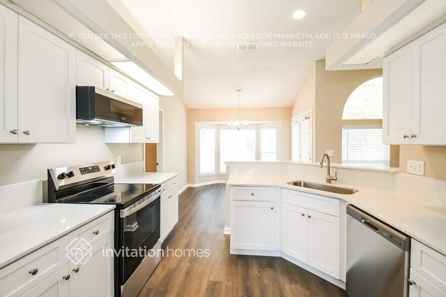 Building Photo - 12243 Mantle Dr